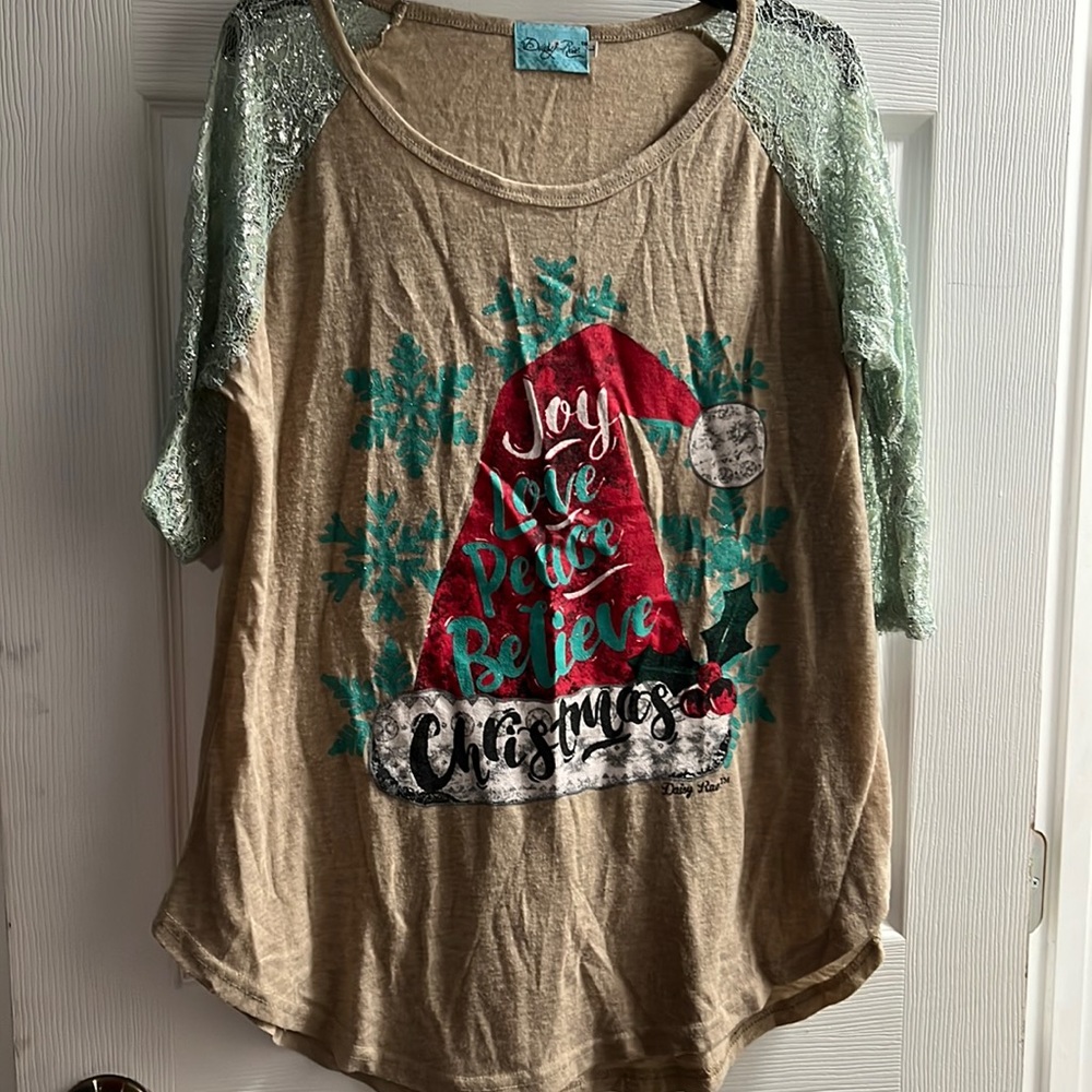 Daisy. Ray joy, love, peace, believe in Christmas shirt.